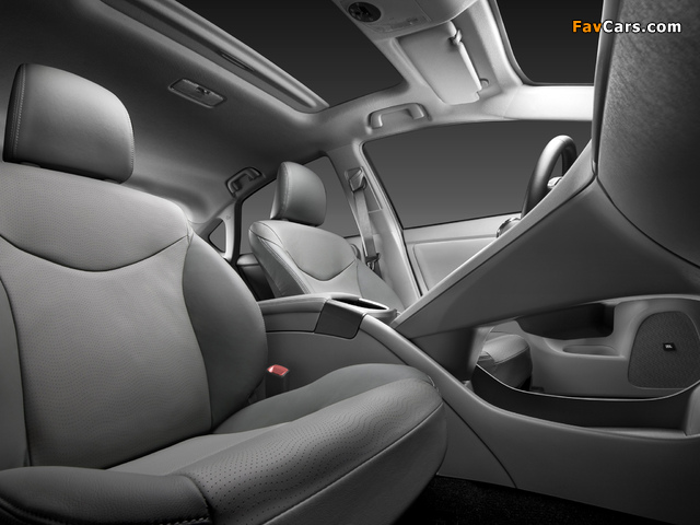 Toyota Prius (ZVW30) 2011 images (640 x 480)