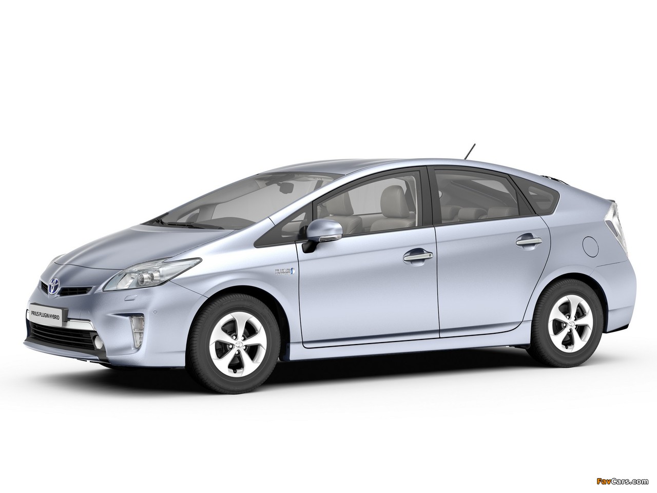 Toyota Prius Plug-In Hybrid (ZVW35) 2011 pictures (1280 x 960)