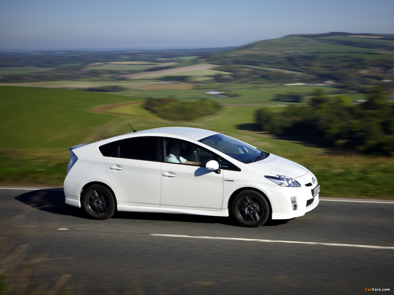 Toyota Prius 10th Anniversary (ZVW30) 2010 wallpapers (1600 x 1200)