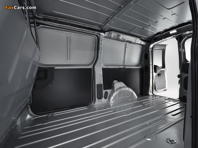 Images of Toyota ProAce Van Long 2013 (640 x 480)