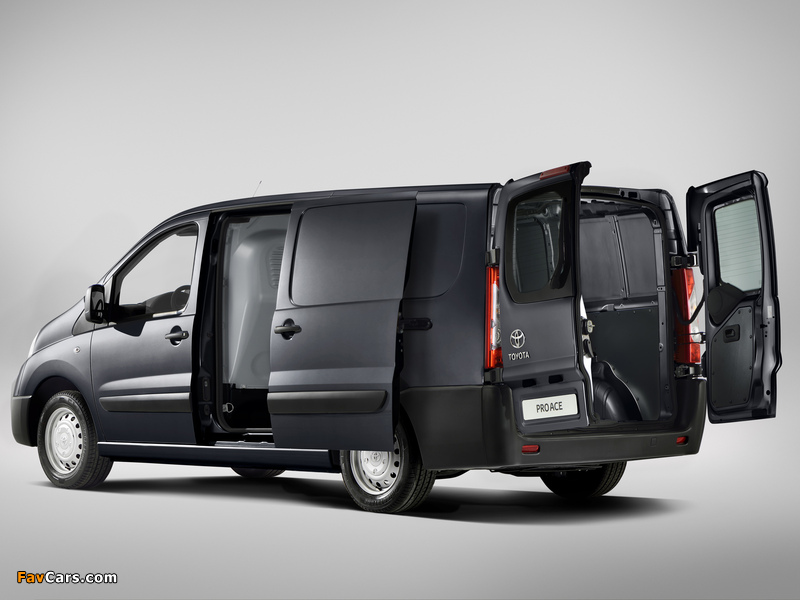 Pictures of Toyota ProAce Van Long 2013 (800 x 600)