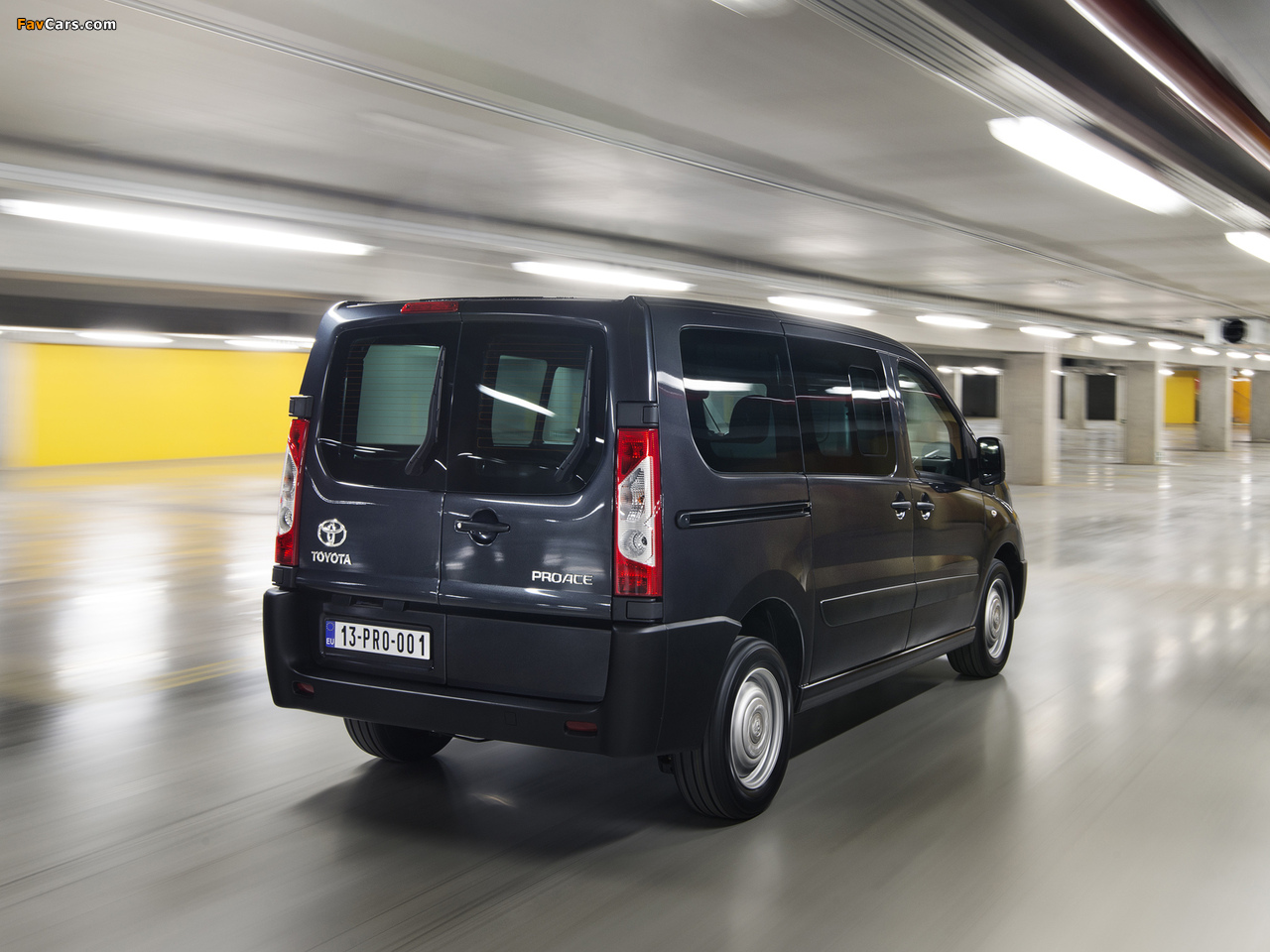 Toyota ProAce 2013 wallpapers (1280 x 960)