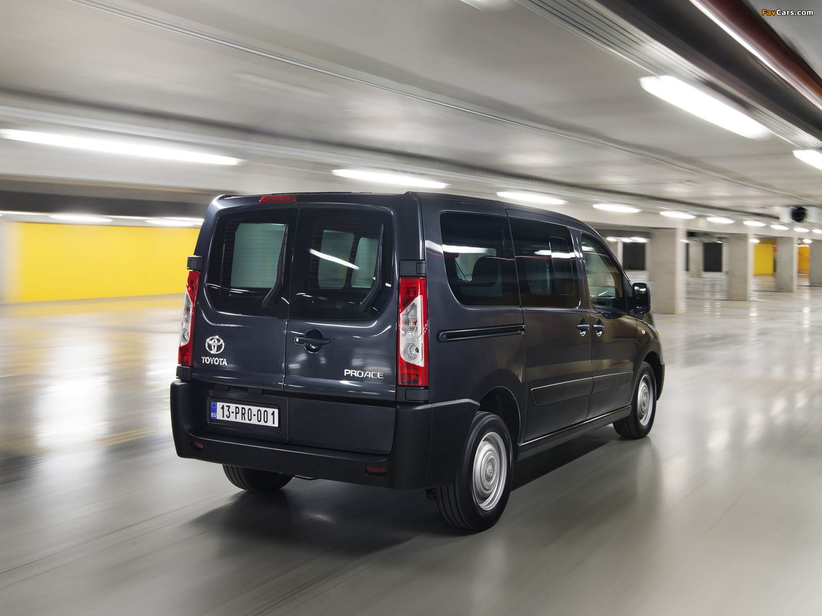 Toyota ProAce 2013 wallpapers (1600 x 1200)