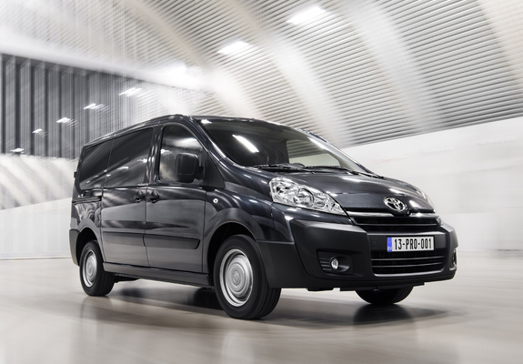 Toyota ProAce Van 2013 wallpapers