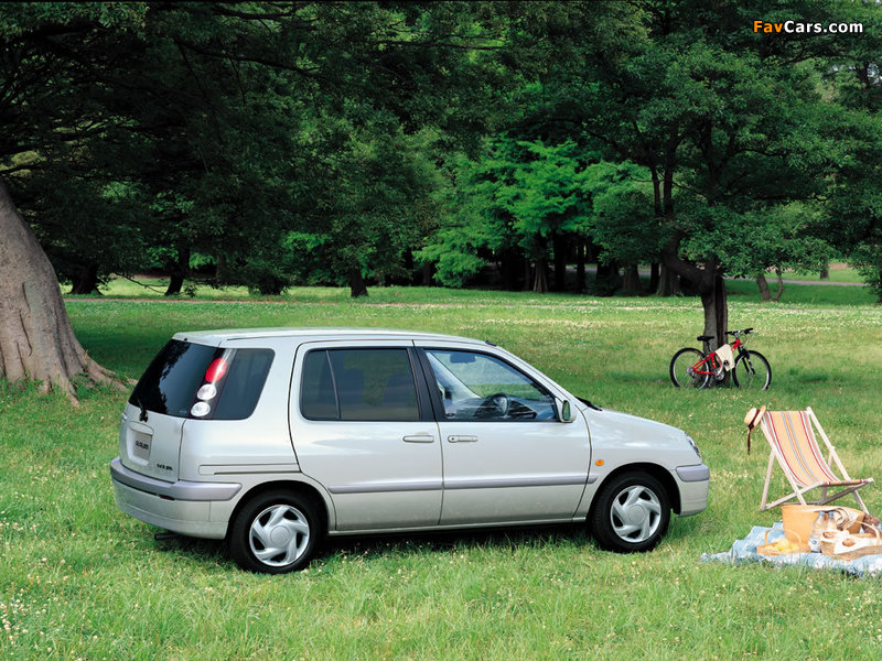 Pictures of Toyota Raum (EXZ10) 1997–2003 (800 x 600)