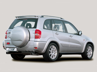 Photos of Toyota RAV4 2000 year