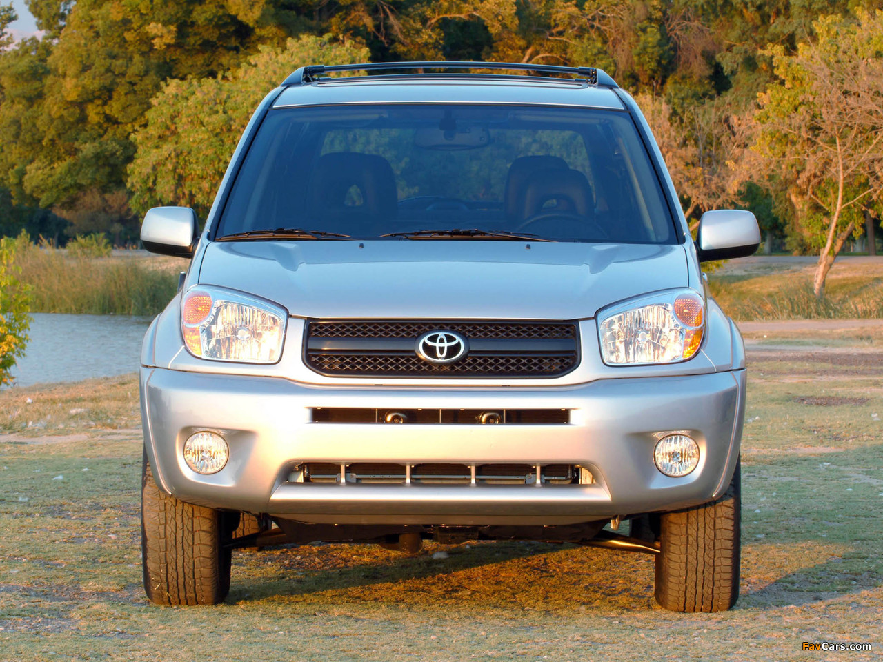 Images of Toyota RAV4 US-spec 2003–05 (1280 x 960)