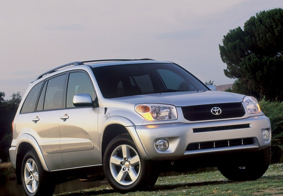 Images of Toyota RAV4 US-spec 2003–05
