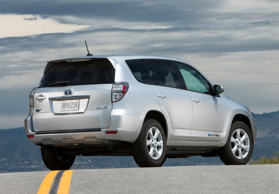 Images of Toyota RAV4 EV 2012