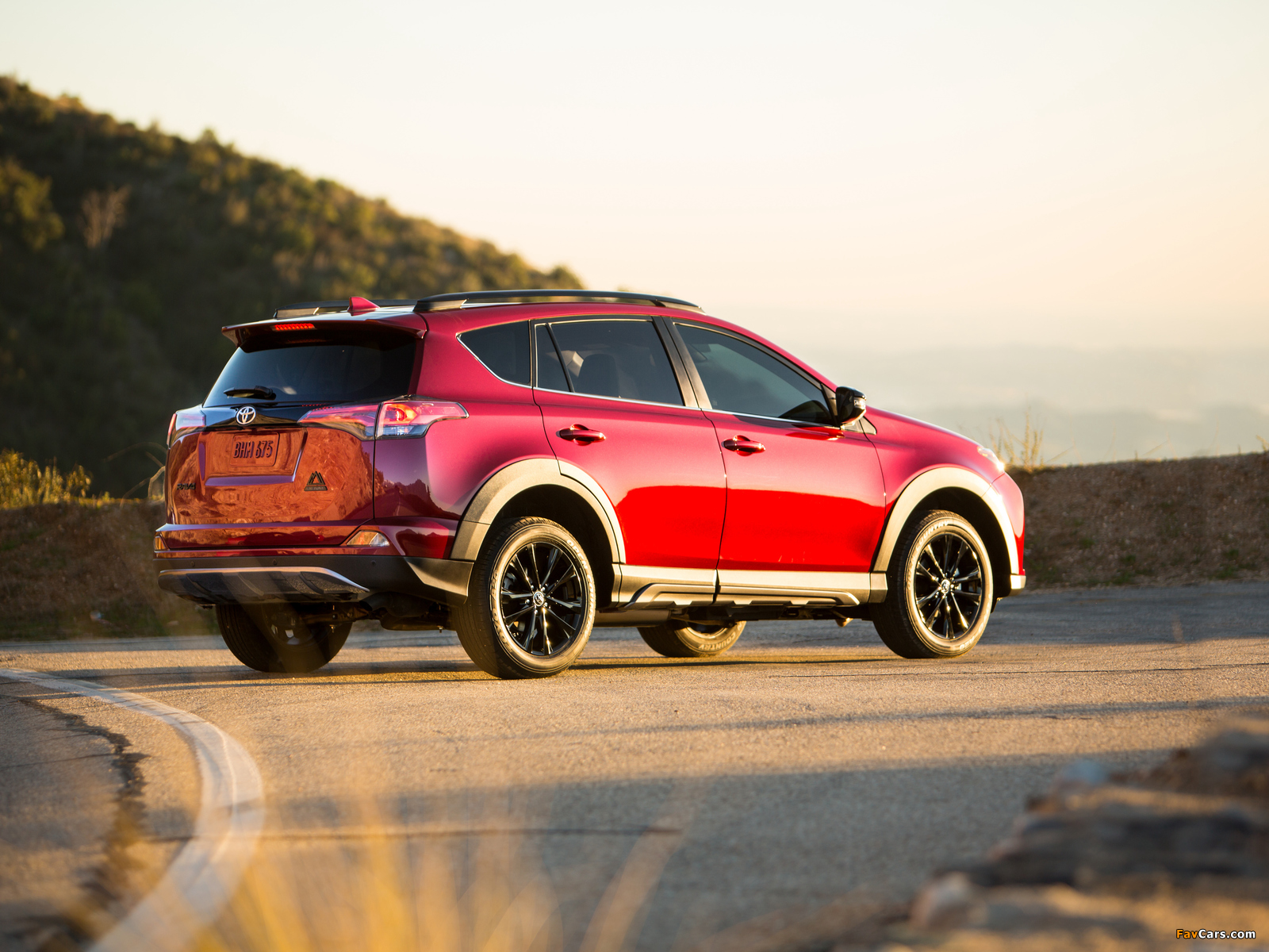 Images of Toyota RAV4 Adventure North America 2017 (1600 x 1200)