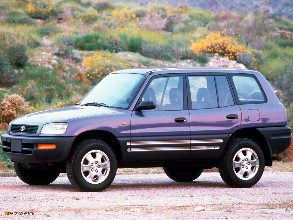 Photos of Toyota RAV4 5-door US-spec 1994–97 (1024 x 768)