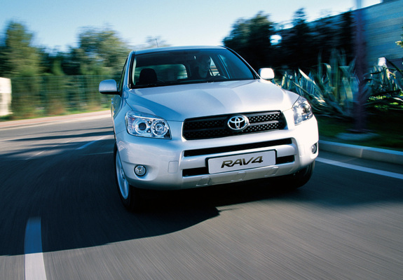 Photos of Toyota RAV4 2006–08