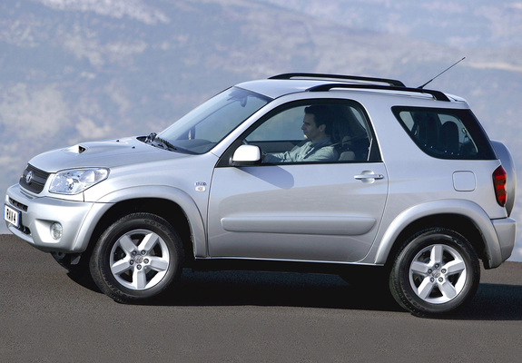 Pictures of Toyota RAV4 3-door UK-spec 2003–05