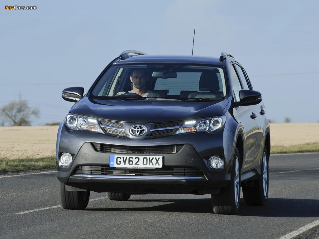 Pictures of Toyota RAV4 UK-spec 2013 (1024 x 768)