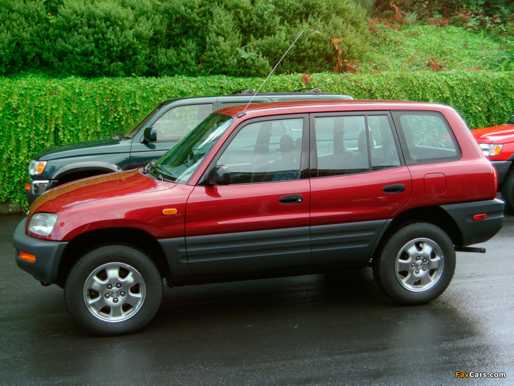 Toyota RAV4 5-door US-spec 1994–97 images (1024 x 768)