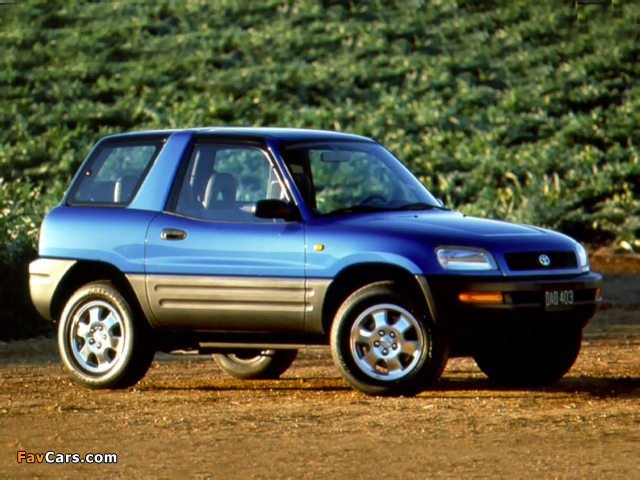 Toyota RAV4 3-door US-spec 1994–97 photos (640 x 480)