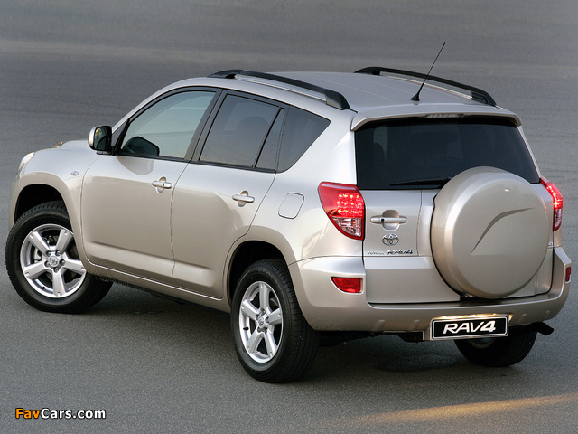 Toyota RAV4 ZA-spec 2006–08 pictures (640 x 480)