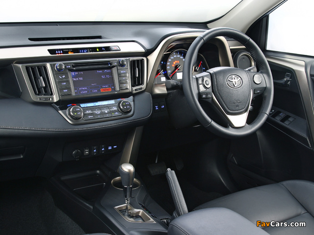 Toyota RAV4 ZA-spec 2013 images (640 x 480)