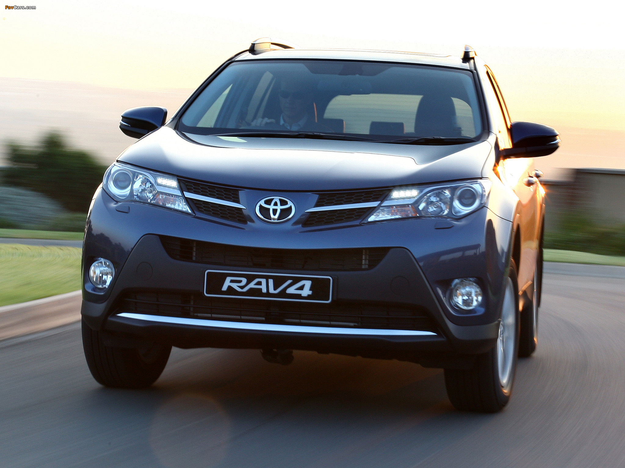 Toyota RAV4 ZA-spec 2013 photos (2048 x 1536)