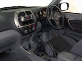 Toyota RAV4 3-door ZA-spec 2000–03 wallpapers