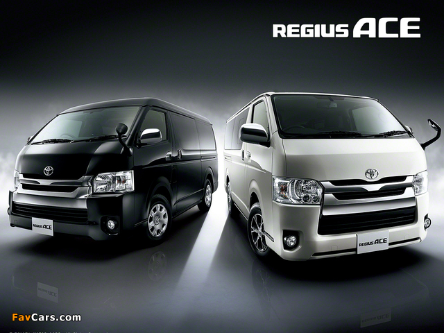 Images of Toyota Regiusace 2010–14 (640 x 480)