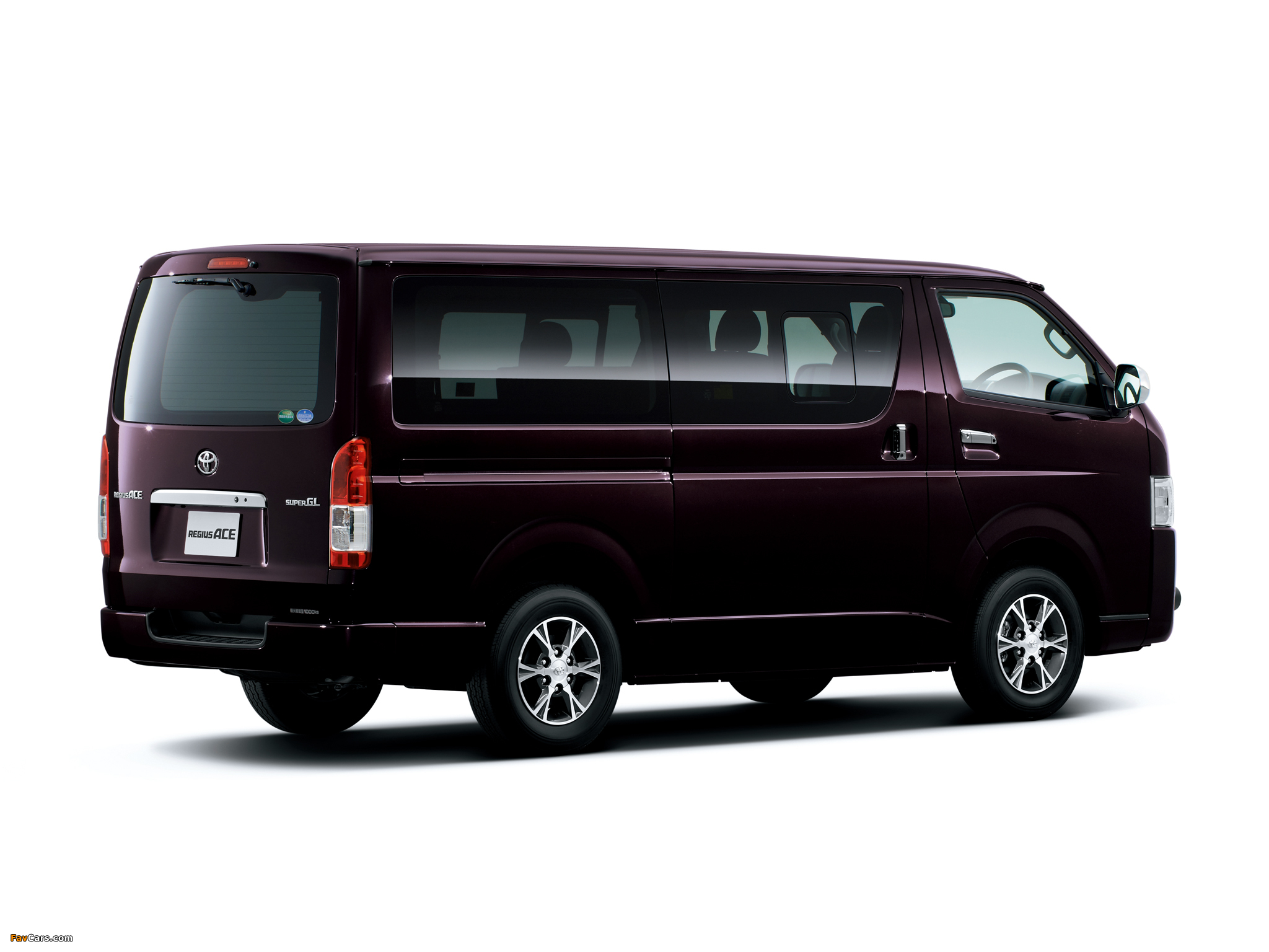 Pictures of Toyota Regius Ace Super GL 2013 (2048 x 1536)