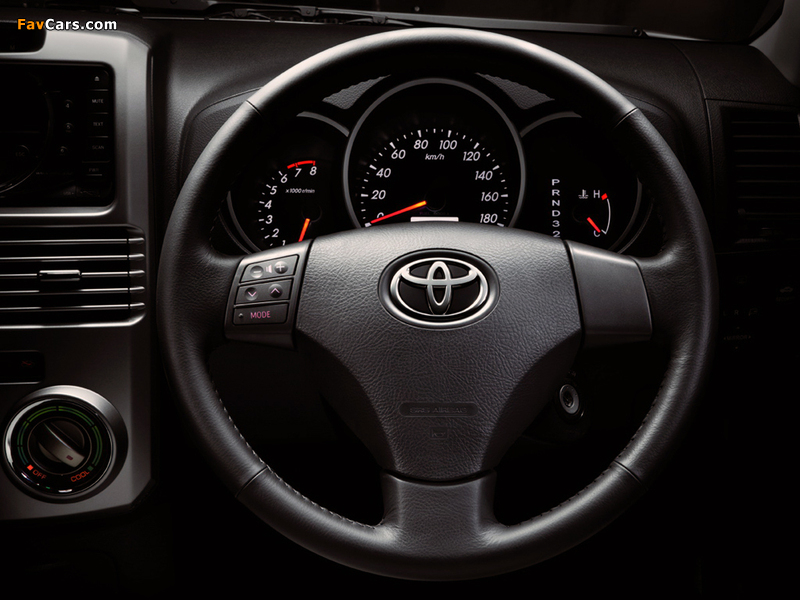 Toyota Rush MY-spec 2010 photos (800 x 600)