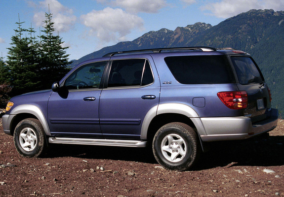 Images of Toyota Sequoia SR5 2000–05