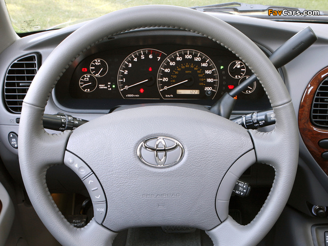 Photos of Toyota Sequoia Limited 2005–07 (640 x 480)
