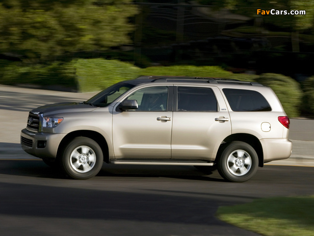 Photos of Toyota Sequoia SR5 2007 (640 x 480)