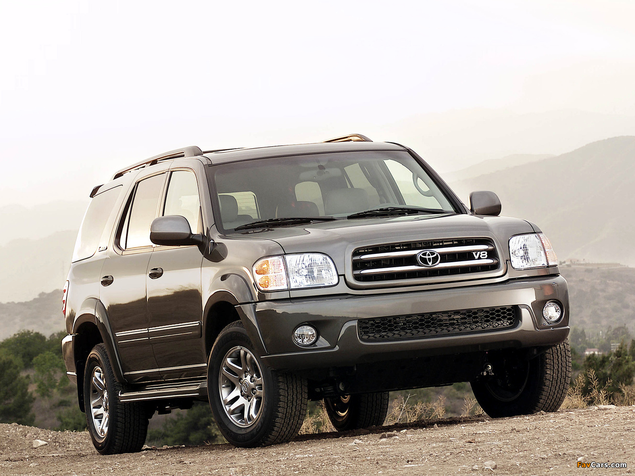 Pictures of Toyota Sequoia Limited 2000–05 (1280 x 960)