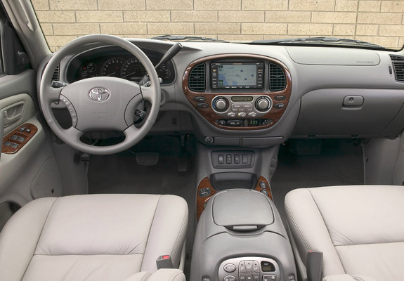 Pictures of Toyota Sequoia Limited 2005–07