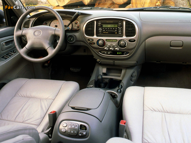 Toyota Sequoia Limited 2000–05 pictures (640 x 480)