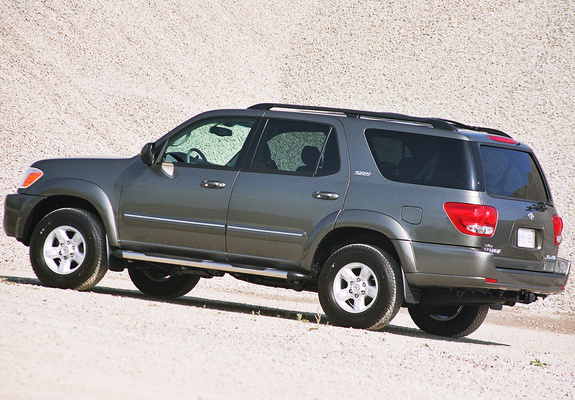 Toyota Sequoia SR5 2005–07 images