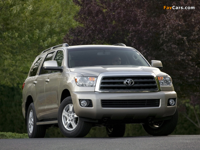 Toyota Sequoia SR5 2007 wallpapers (640 x 480)