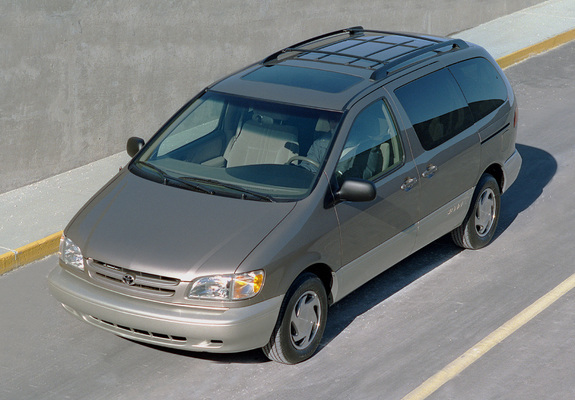 Photos of Toyota Sienna 1997–2001