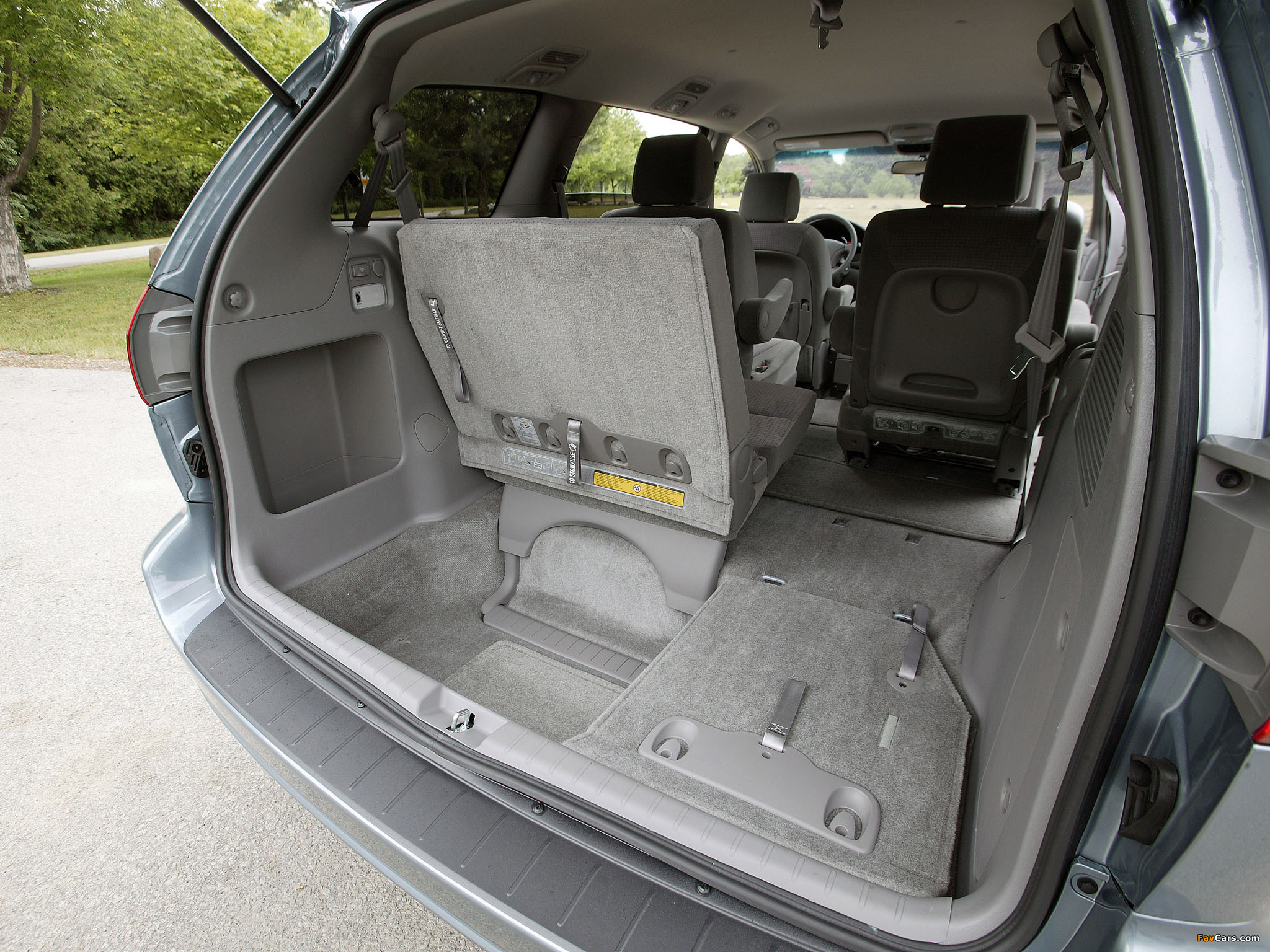 Pictures of Toyota Sienna 2005–10 (2048 x 1536)