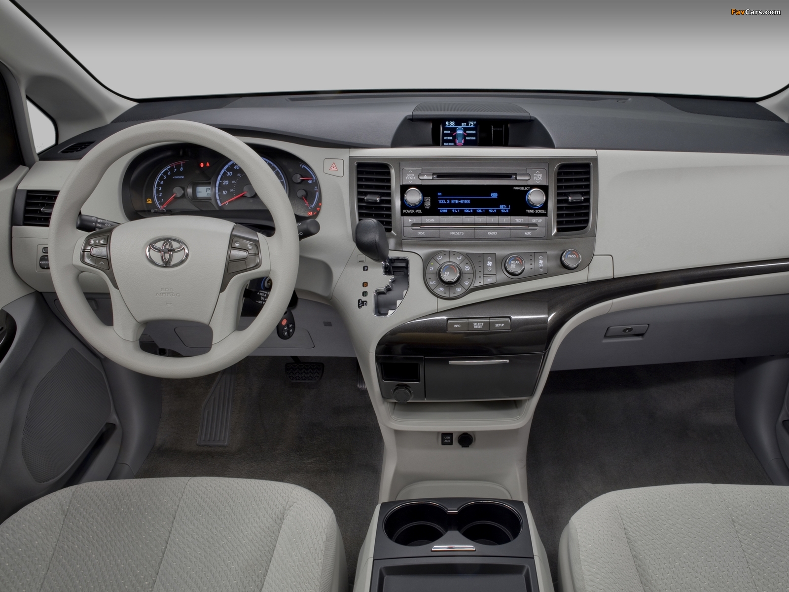 Pictures of Toyota Sienna 2010 (1600 x 1200)