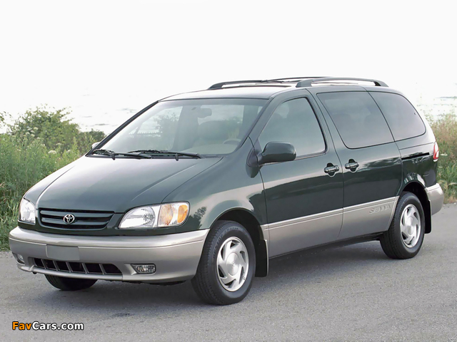 Toyota Sienna 2001–03 pictures (640 x 480)