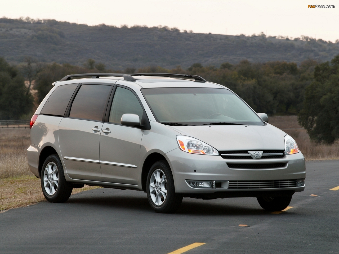 Toyota Sienna 2004–05 pictures (1280 x 960)
