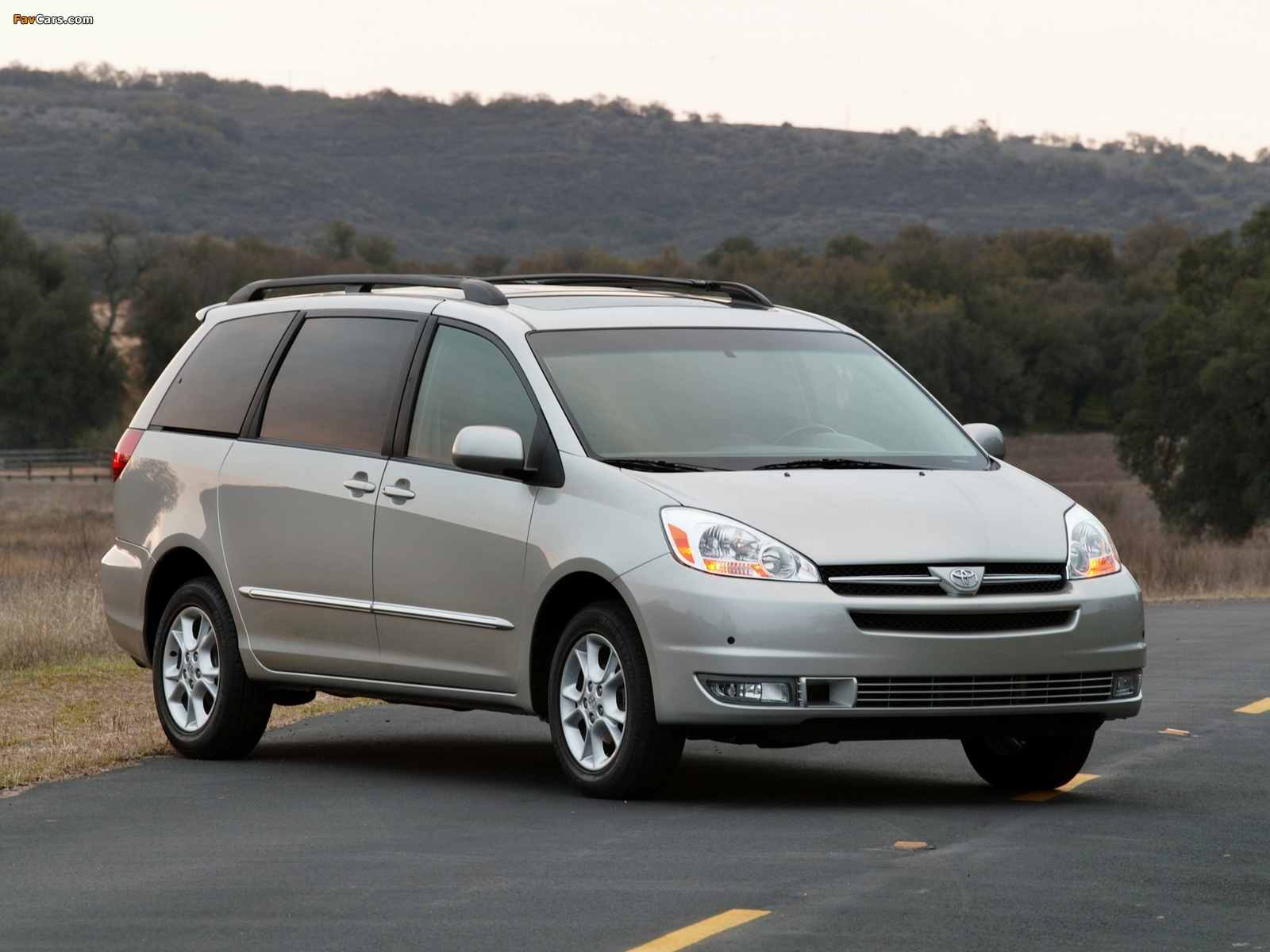 Toyota Sienna 2004–05 pictures (1600 x 1200)