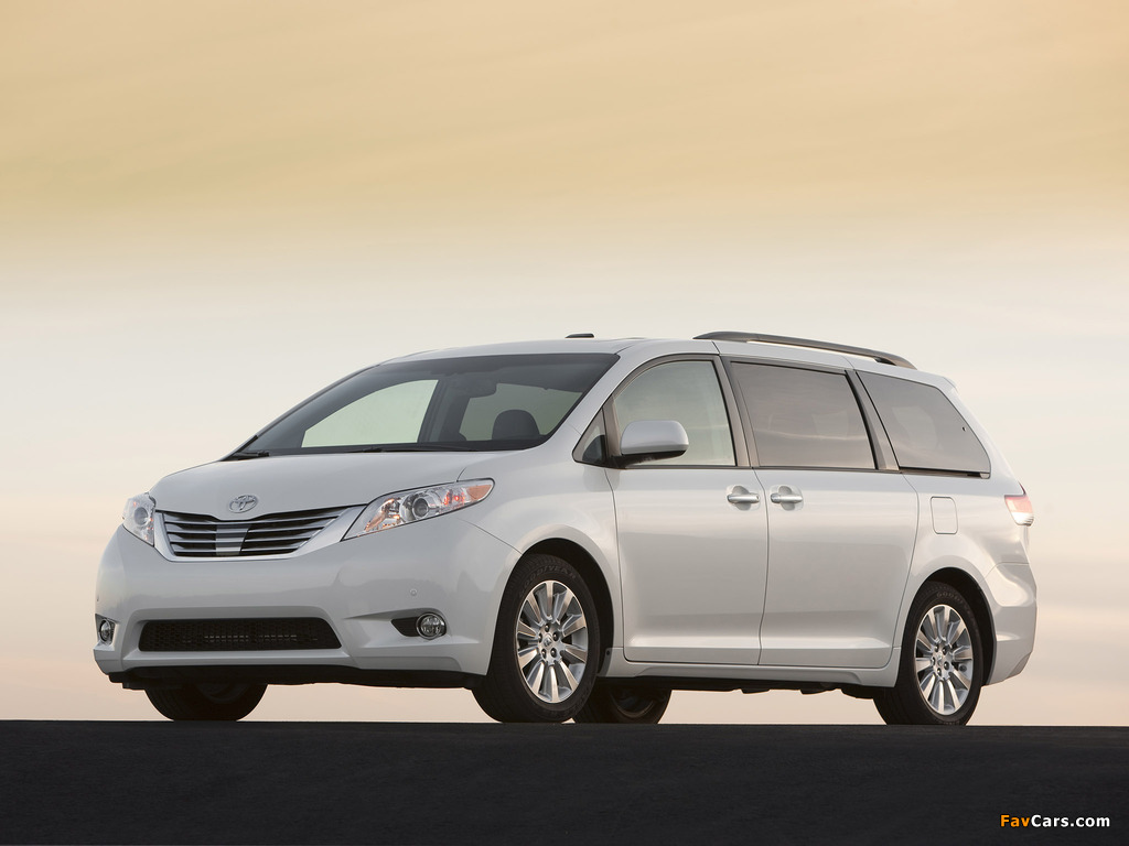 Toyota Sienna 2010 images (1024 x 768)