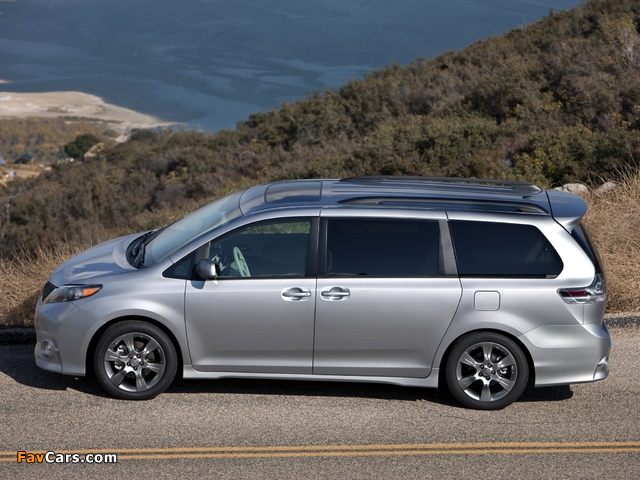 Toyota Sienna SE 2010 pictures (640 x 480)