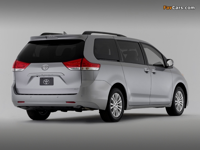 Toyota Sienna 2010 pictures (640 x 480)
