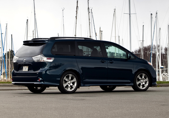 Toyota Sienna SE 2010 wallpapers