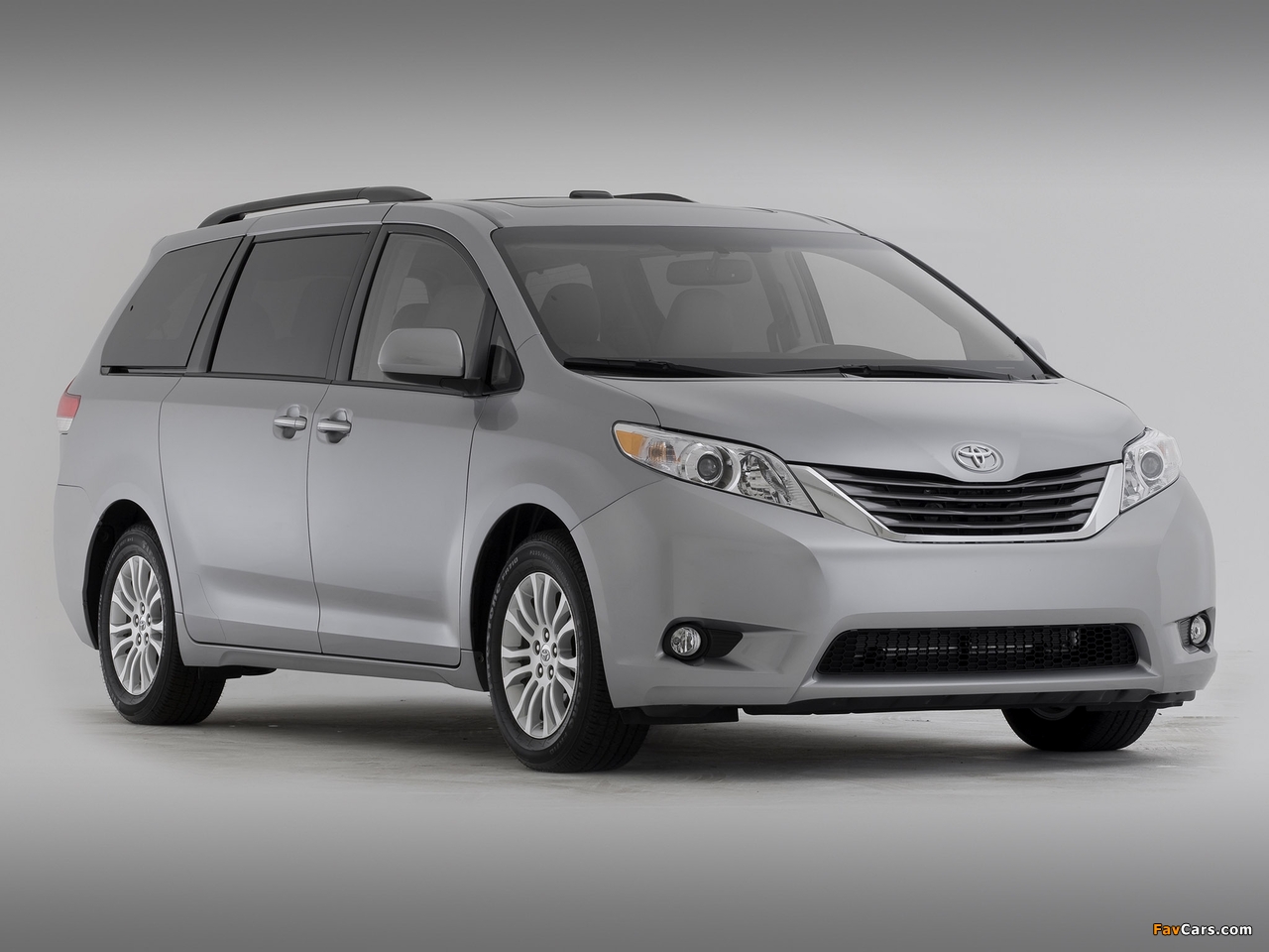 Toyota Sienna 2010 wallpapers (1280 x 960)