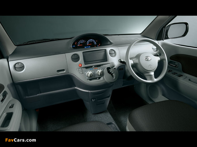 Pictures of Toyota Sienta (NCP81G) 2003–06 (640 x 480)