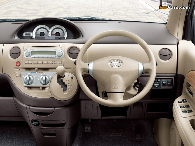 Toyota Sienta (NCP81G) 2011 images (640 x 480)