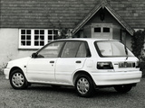 Images of Toyota Starlet 5-door UK-spec (P80) 1993–95