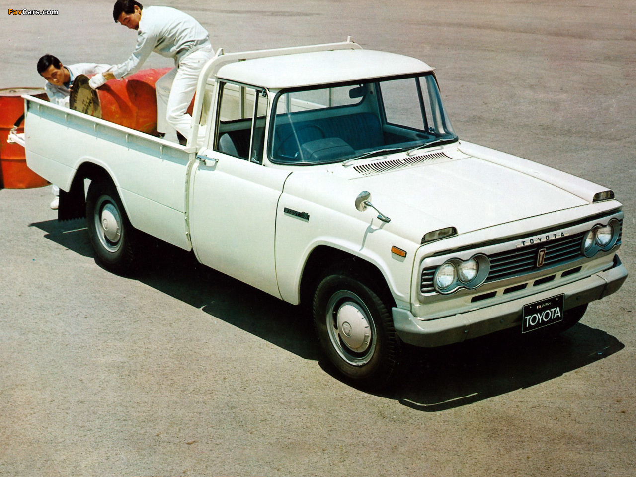Toyota Stout JP-spec (RK110) 1979–86 images (1280 x 960)